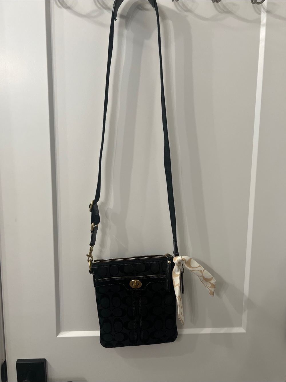 Vintage Black coach crossbody